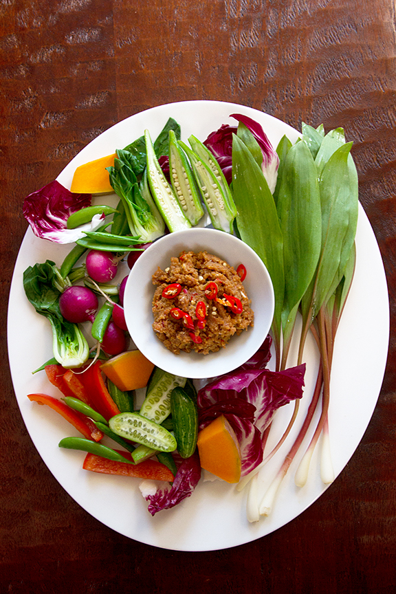 THAI NAM PHRIK SALTED SOYBEAB PORK RINDS